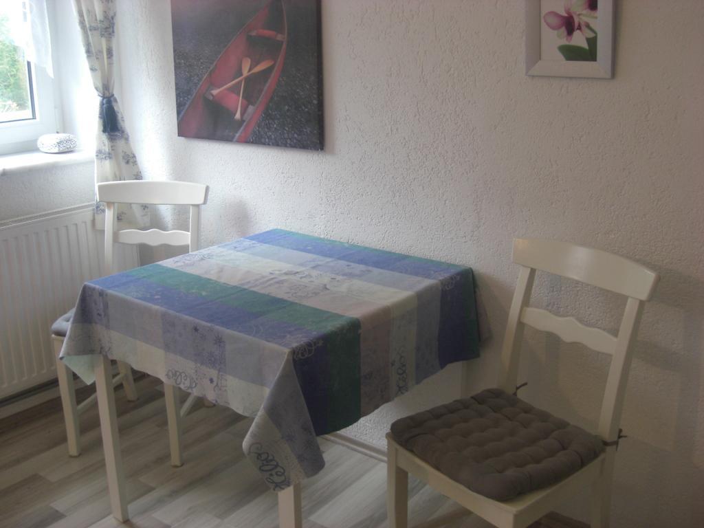 Unterkunft Fuer Arbeiter Und Monteure Gräfrath Buitenkant foto